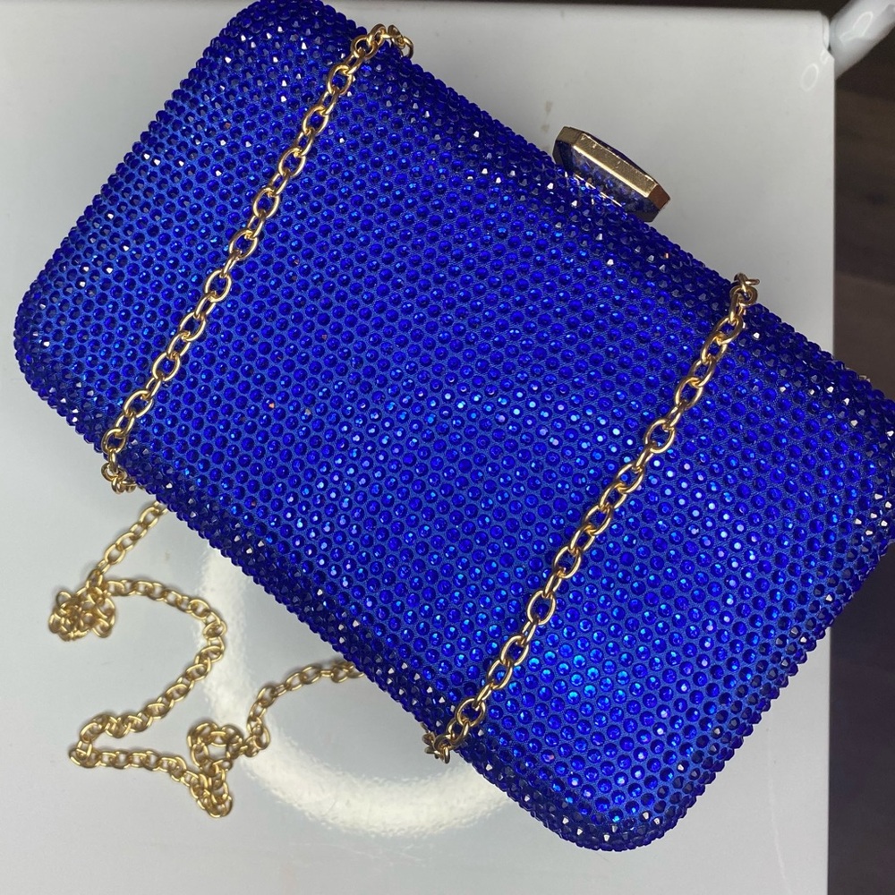 Purse - Picture 2 of 3